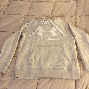 Womens Brand new under armour sweatshirt